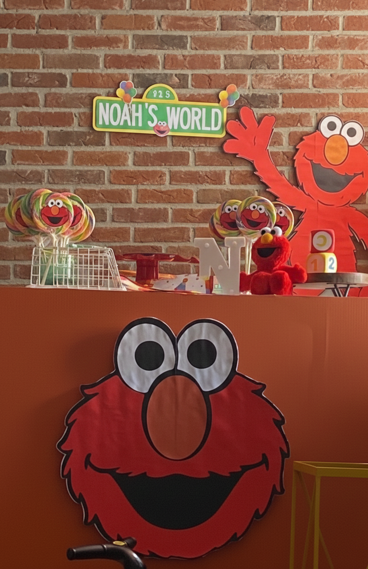 Enorme recorte de dibujos animados en 3D colorido